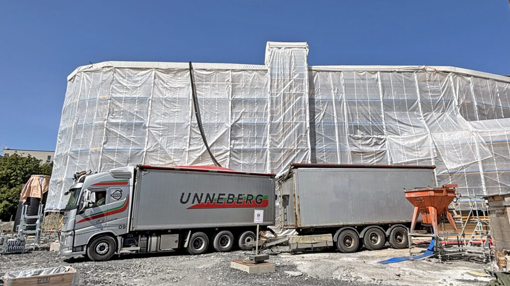 Blåsebilen til Unneberg Transport 